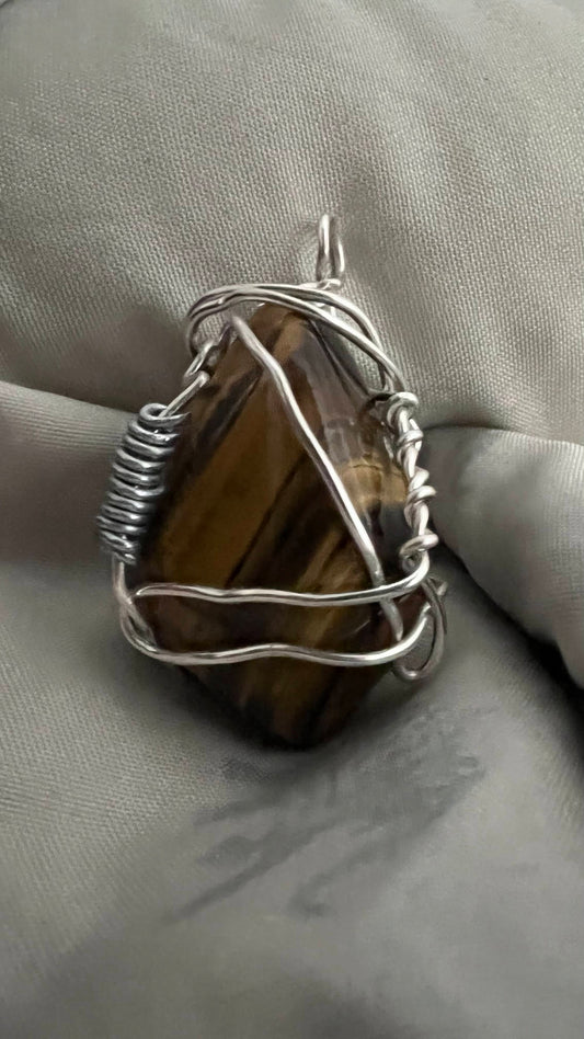 Tiger Eye-promotes vitality and physical action