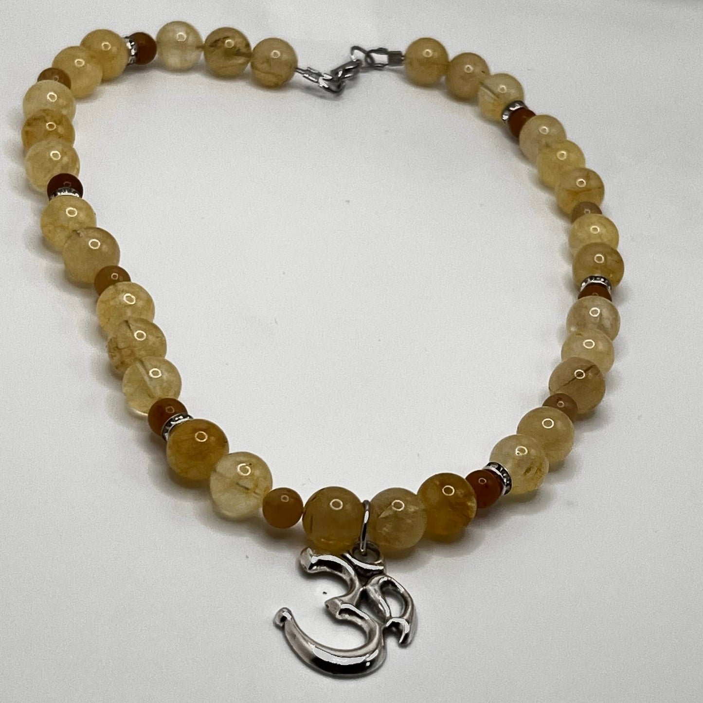 citrine and Amber necklace-citrine's healing properties include improving digestion and strengthening endurance , Amber is said to improve self-esteem and confidence
